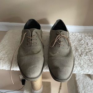 Men’s  dress shoes